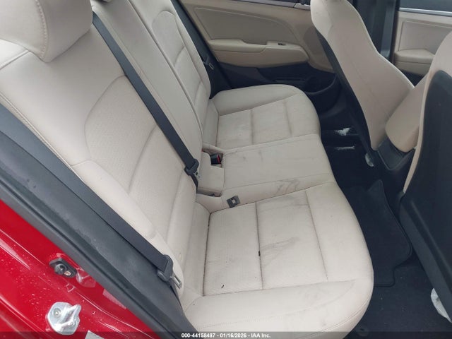 KMHD84LF5HU072457 Hyundai ELANTRA SE