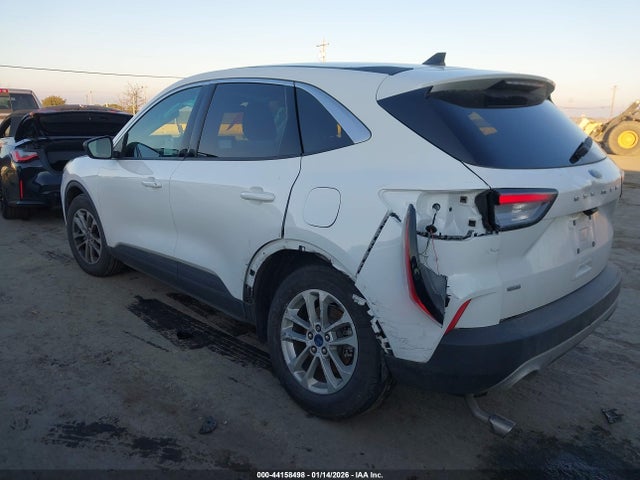 1FMCU0G66NUB14396 Ford ESCAPE SE