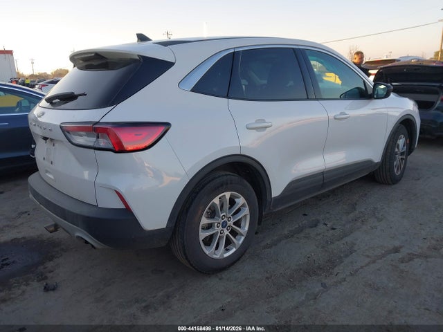 1FMCU0G66NUB14396 Ford ESCAPE SE