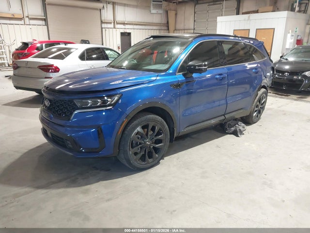 2021 KIA SORENTO 5XYRK4LF7MG024532 Photo 1