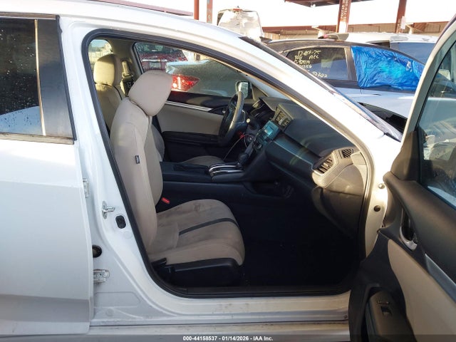 Honda Civic Lx 2018 19XFC2F65JE037126 Image 5
