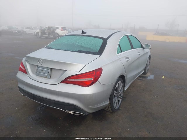 Mercedes-Benz CLA 250 2019 WDDSJ4EB2KN730687 Image 4