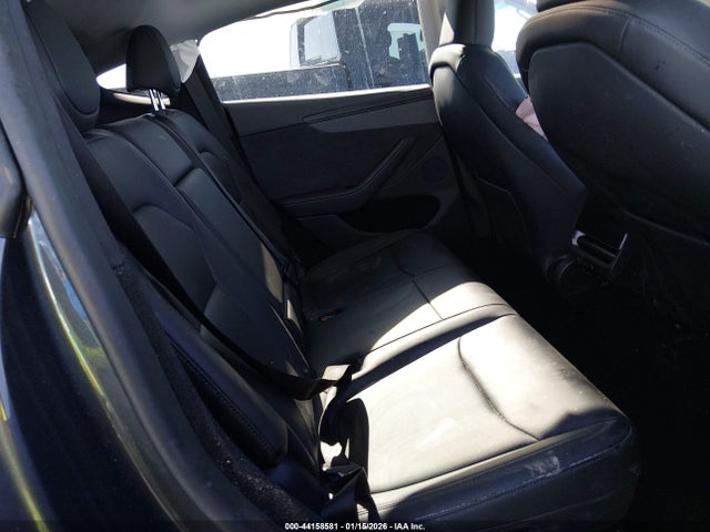 Продажа на аукционе авто 2026 Tesla Model Y Long Range Launch Series/premium All-wheel Drive, vin: 7SAYGDEE5TA412625, номер лота: 44158581