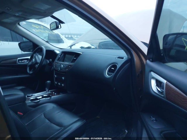 2017 Nissan Pathfinder Platinum მანქანა იყიდება აუქციონზე, vin: 5N1DR2MM3HC612540, აუქციონის ნომერი: 44158584