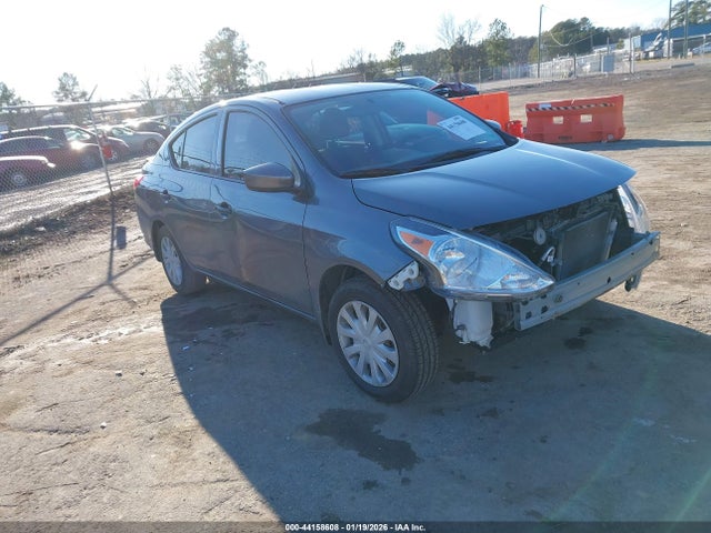 3N1CN7APXJL855105 Nissan Versa 1.6 S+