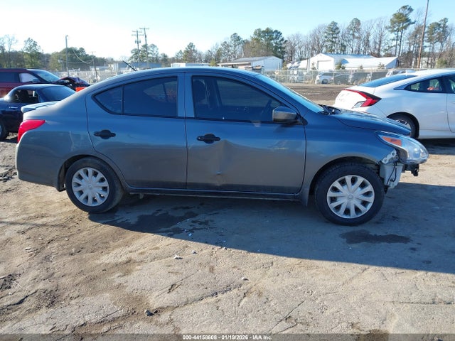 3N1CN7APXJL855105 Nissan Versa 1.6 S+