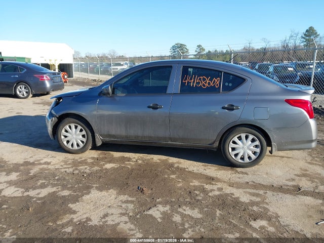 3N1CN7APXJL855105 Nissan Versa 1.6 S+