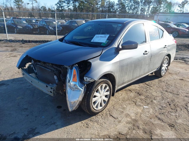 3N1CN7APXJL855105 Nissan Versa 1.6 S+