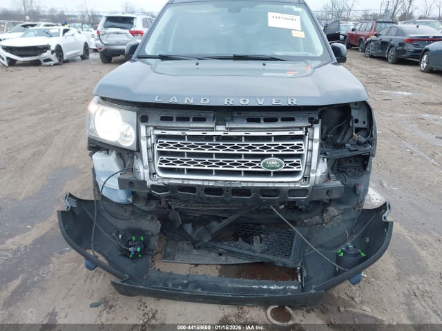 2010 LAND ROVER LR2 SALFP2BN8AH203062 Photo 5