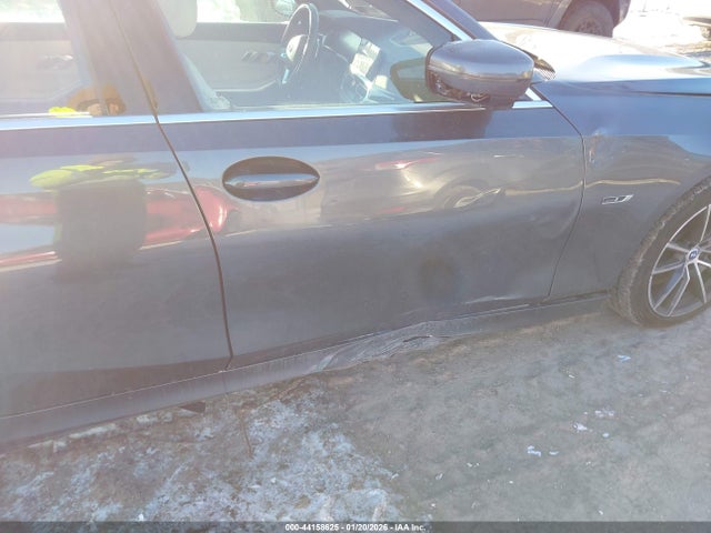 2022 BMW 3 SERIES 3MW5P7J01N8C56859 Photo 5