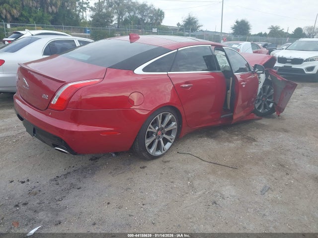 Продажа на аукционе авто 2016 Jaguar Xj Xjl Portfolio, vin: SAJWJ2GD4G8V96867, номер лота: 44158639