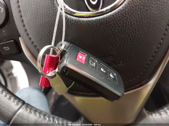 Toyota Rav4 Limited 2014 2T3DFREV6EW132644 Image 11
