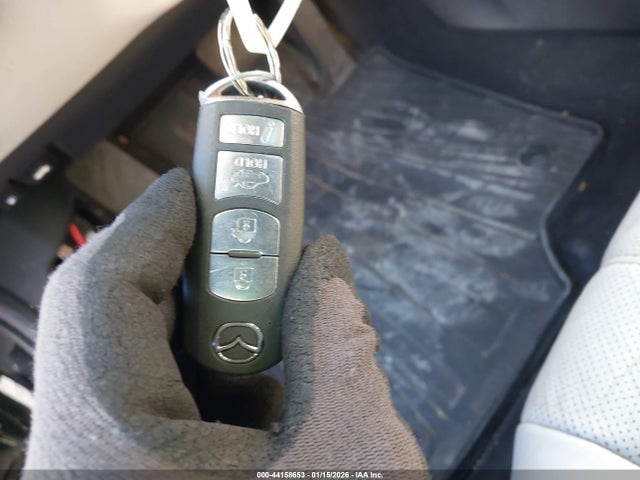 2018 MAZDA MAZDA6 JM1GL1WY9J1309583 Photo 10