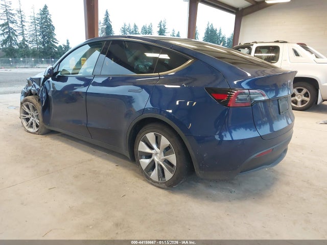 2023 TESLA MODEL Y 7SAYGAEE3PF810794 Photo 2