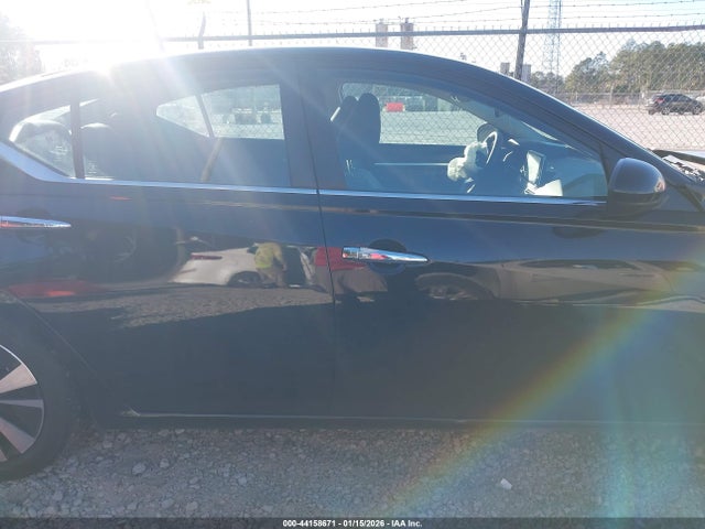 1N4BL4DV6MN416050 Nissan Altima Sv Fwd