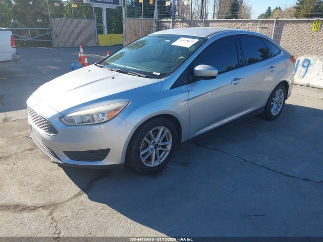 1FADP3F21JL207588 Ford FOCUS SE