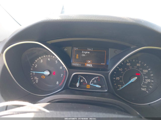 1FADP3F21JL207588 Ford FOCUS SE