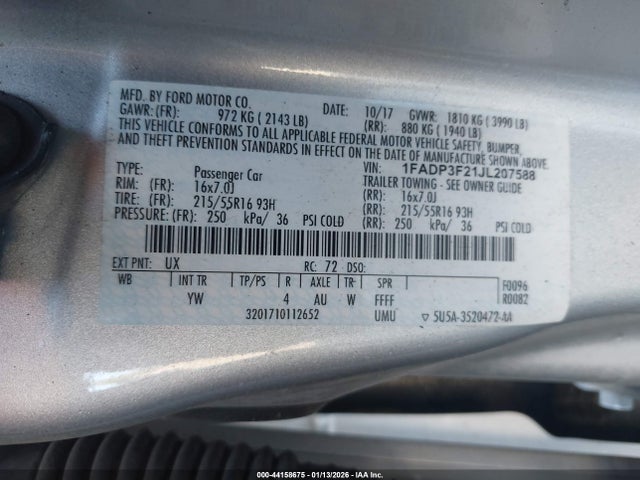 1FADP3F21JL207588 Ford FOCUS SE