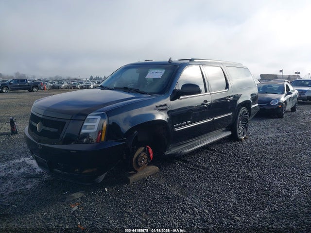 Продаж на аукціоні авто 2013 Cadillac Escalade Esv Luxury, vin: 1GYS4HEF5DR116606, номер лоту: 44158678