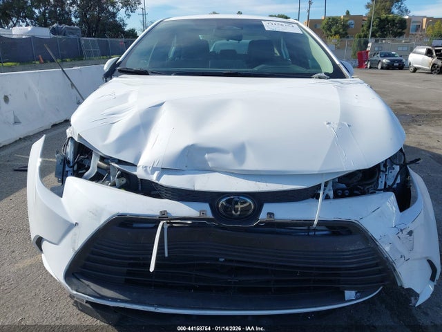 5YFB4MDE8RP153416 Toyota COROLLA LE