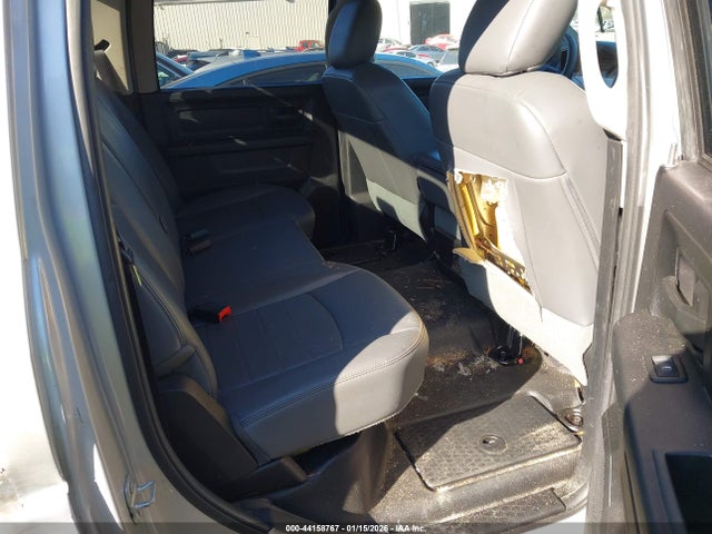 44158767 :رقم المزاد ، 1C6RR6KT9GS298108 vin ، 2016 Ram 1500 Express مزاد بيع