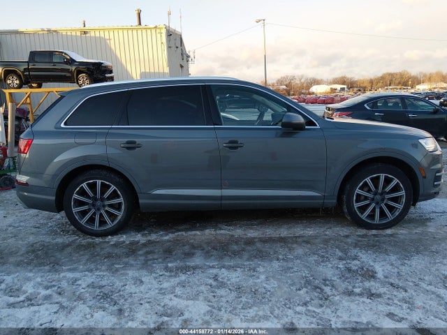 Продажа на аукционе авто 2017 Audi Q7 3.0t Premium, vin: WA1VABF70HD049765, номер лота: 44158772