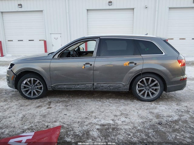 Продажа на аукционе авто 2017 Audi Q7 3.0t Premium, vin: WA1VABF70HD049765, номер лота: 44158772
