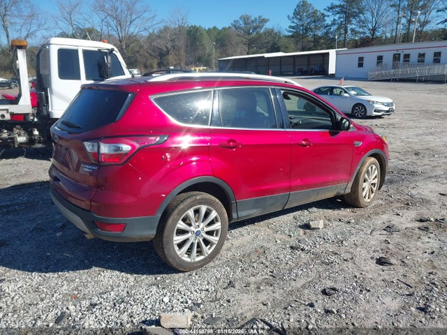 1FMCU9J94HUE25210 Ford Escape Titanium