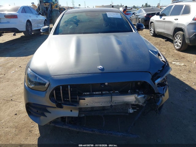 W1KZF6BB3NB056135 Mercedes-Benz m256