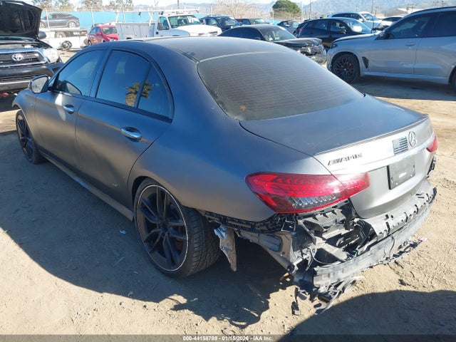 2022 MERCEDES-BENZ AMG E 53 W1KZF6BB3NB056135 Photo 2