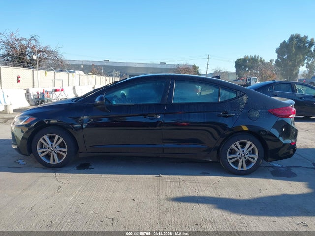 KMHD84LF1JU534194 Hyundai ELANTRA SEL