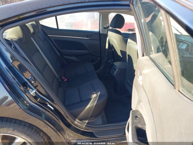 KMHD84LF1JU534194 Hyundai ELANTRA SEL