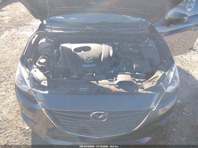 3MZBM1U75FM222272 Mazda Mazda3 I Sport