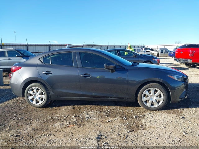 3MZBM1U75FM222272 Mazda Mazda3 I Sport