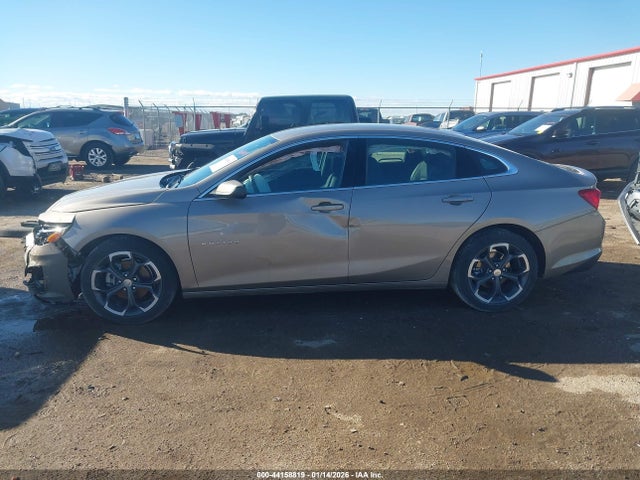 1G1ZD5ST3PF209961 Chevrolet Malibu Fwd 1lt