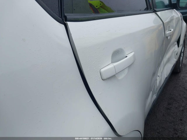 KIA Soul 2017 KNDJN2A20H7462286 Image 13