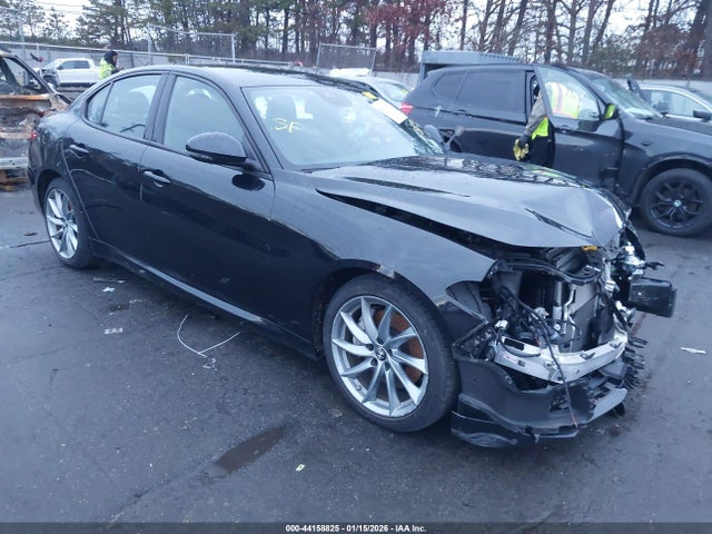 2023 ALFA ROMEO GIULIA ZARFAMAN1P7668325