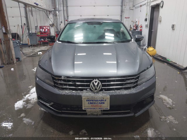 1VWBT7A37GC027784 Volkswagen Passat 1.8t Se