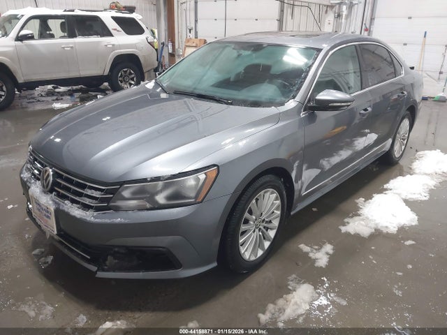 1VWBT7A37GC027784 Volkswagen Passat 1.8t Se