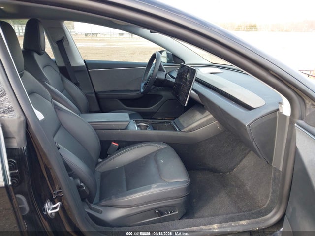 2025 TESLA MODEL 3 5YJ3E1EA2SF937796 Photo 4