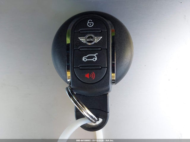 2017 MINI CLUBMAN WMWLN9C35H2E50171 Photo 10