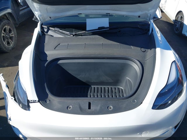 2021 TESLA MODEL Y 5YJYGDEE3MF240709 Photo 9