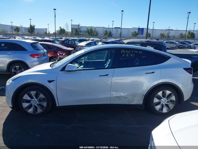 5YJYGDEE3MF240709 Tesla Model Y Long Range Dual Motor All-wheel Drive
