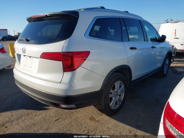 5FNYF5H16GB031017 Honda PILOT LX