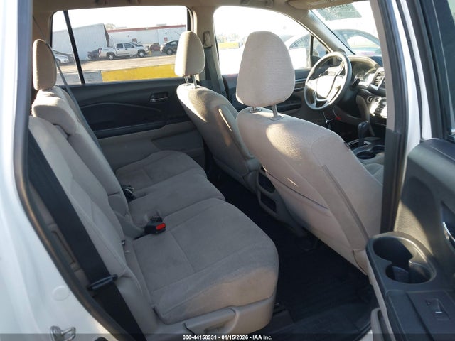 5FNYF5H16GB031017 Honda PILOT LX