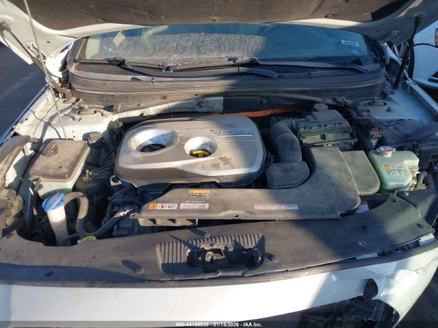 KMHE24L17GA008558 Hyundai Sonata Hybrid Se