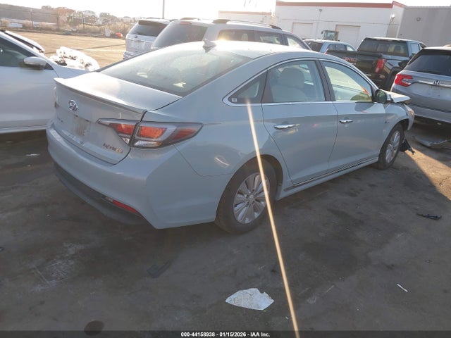 KMHE24L17GA008558 Hyundai Sonata Hybrid Se