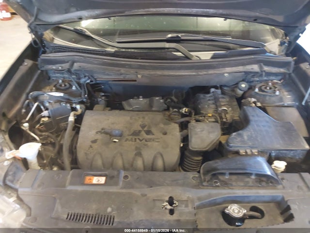 2016 MITSUBISHI OUTLANDER JA4AD3A35GZ003043 Photo 9