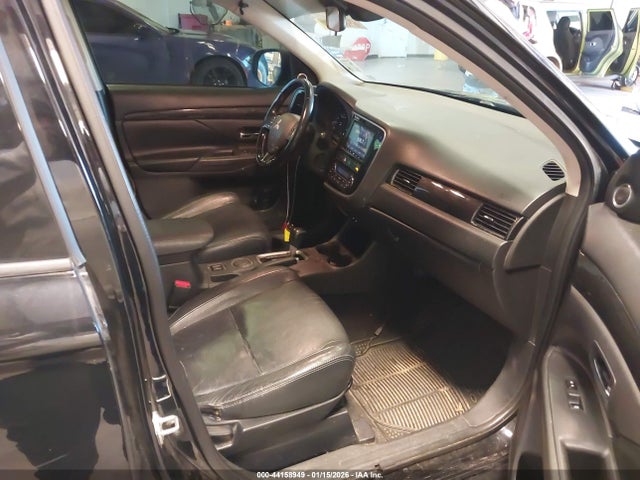 2016 MITSUBISHI OUTLANDER JA4AD3A35GZ003043 Photo 4