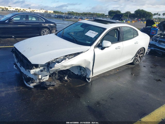 2020 VOLVO S60 7JR102FK3LG036741 Photo 1